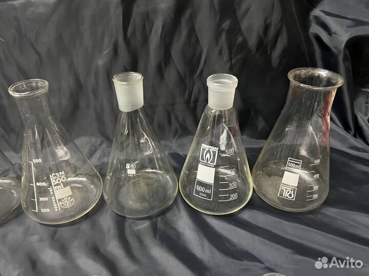 Колбы конические Эрленемейера. Лабораторная посуда