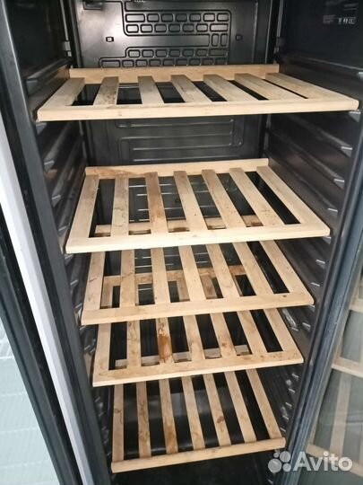 Винный шкаф vestfrost solutions VKG 571