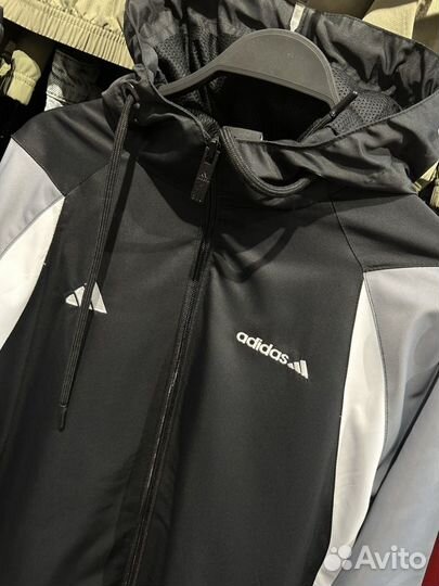 Спортивный костюм Adidas