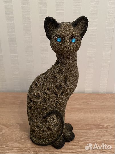 Предметы декора для интерьера