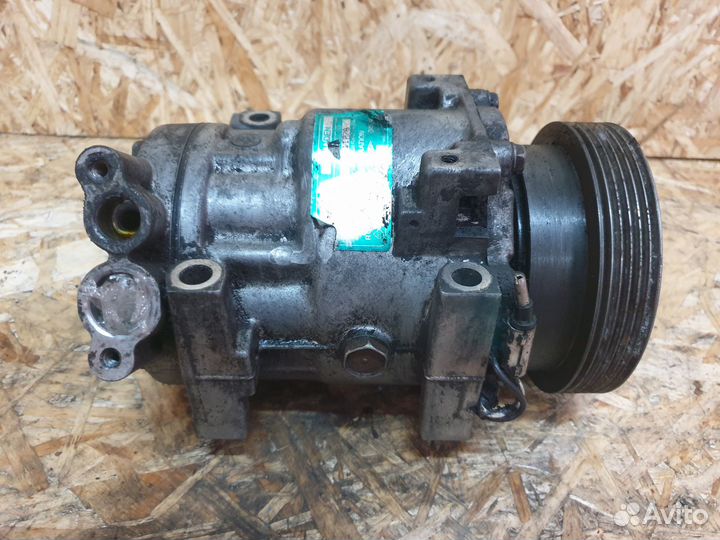 Компрессор кондиционера Renault Logan