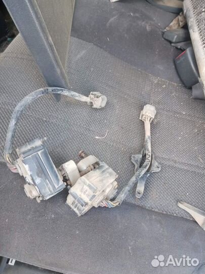 Корректор фар Opel Monterey A