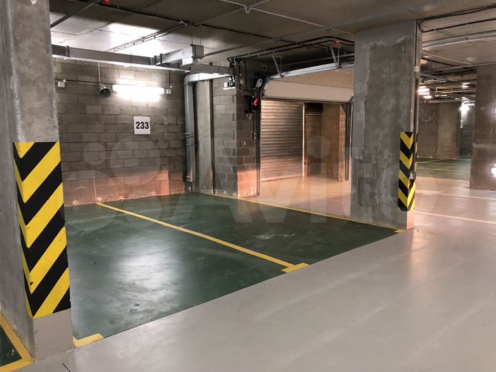 Машиноместо, 15 м²