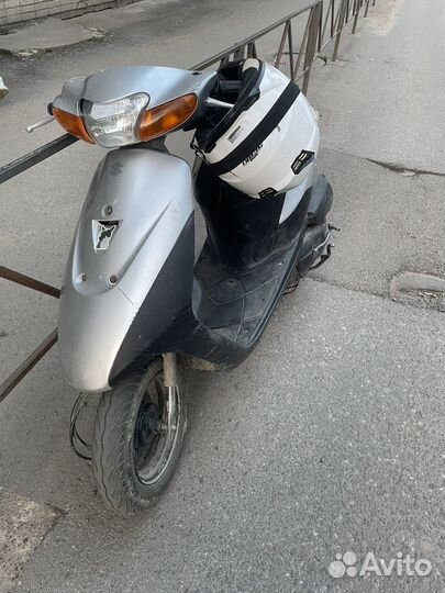 Скутер Suzuki lets 2