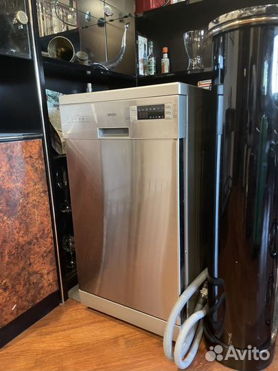 Посудомоечная машина Ginzzu DC518