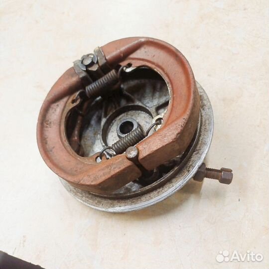 Опорник тормозной мопед рига