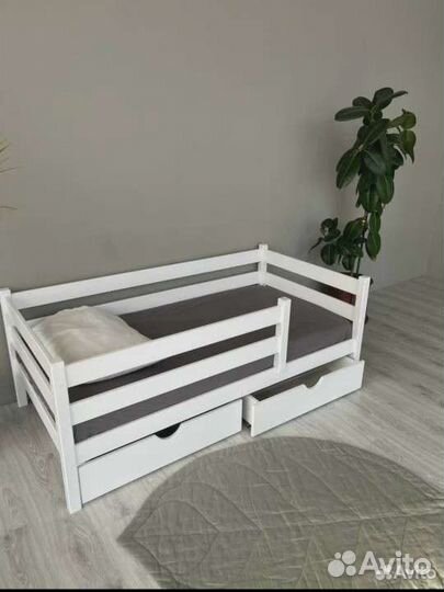 Детская кровать от 2 лет
