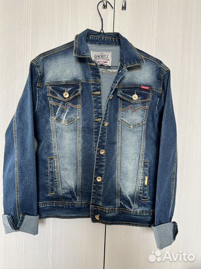Джинсовая куртка