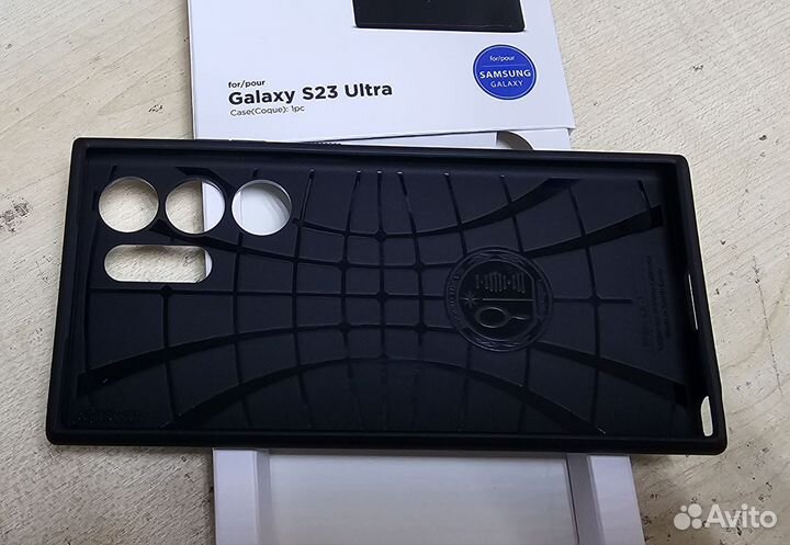 Чехол Spigen на Samsung Galaxy S23Ultra