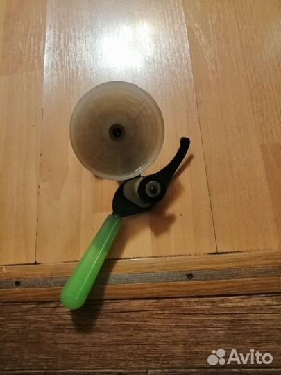 Закаточная машинка для банок