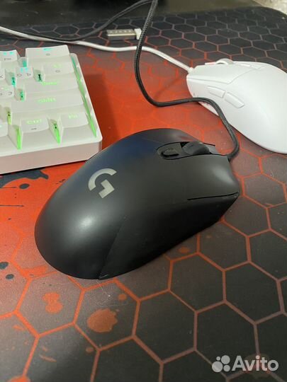 Logitech g403