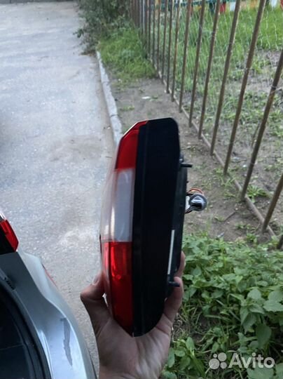 Задний стоп сигнальный фонарь