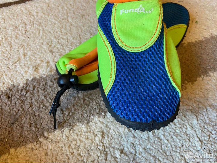 Обувь для плавания