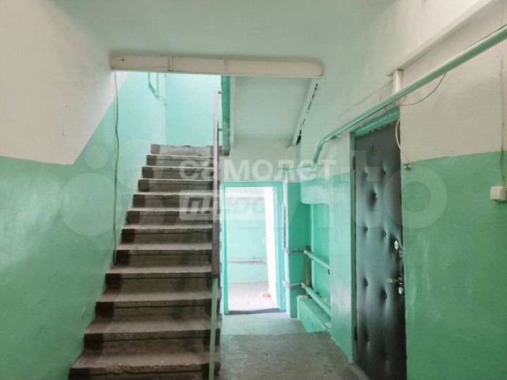 3-к. квартира, 98,6 м², 1/2 эт.