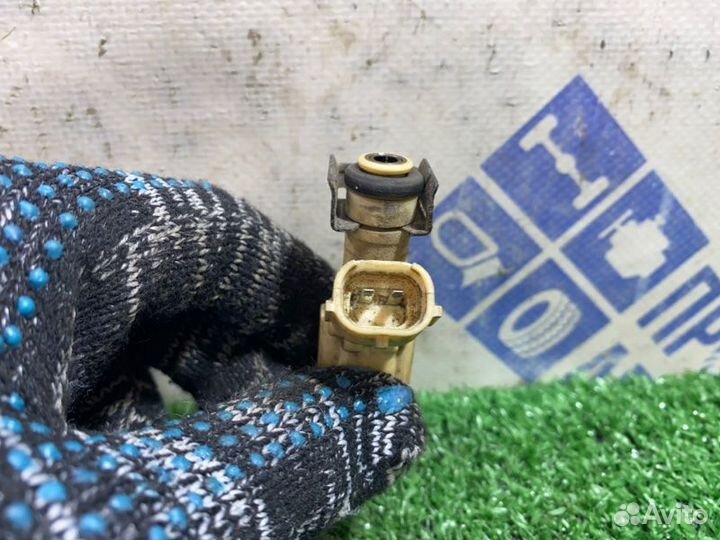 Форсунка топливная Kia Optima седан 2.0 G4KD 2012