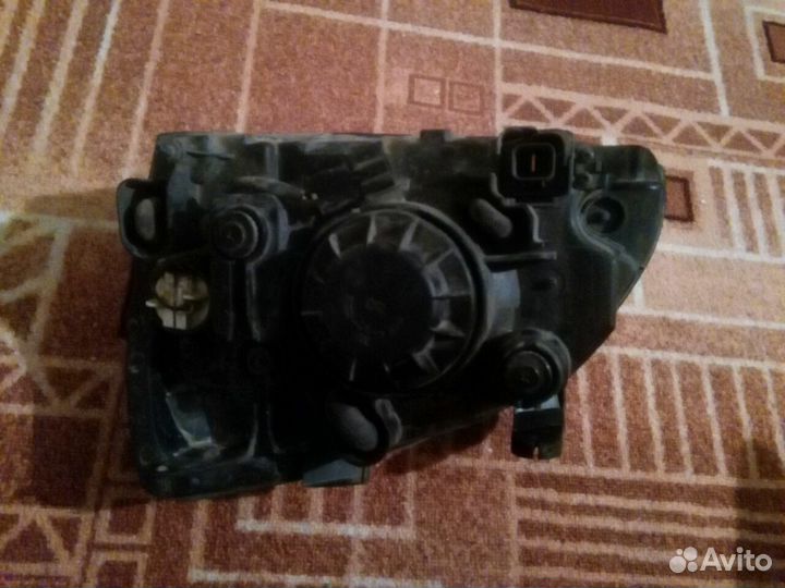 Каренс фара правая kia carens 02-06
