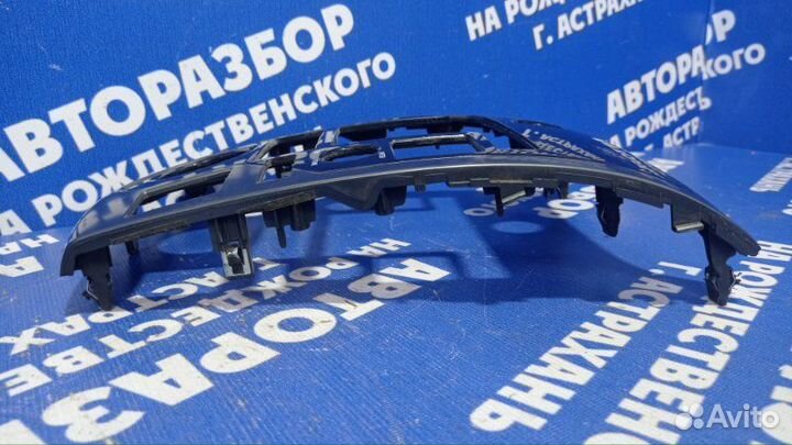 Накладка центральной консоли Kia Cerato Koup купе