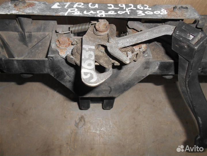 Замок капота от Peugeot 3008 2010-2016