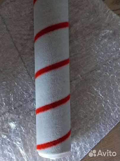 Роликовая щетка для пылесоса новая