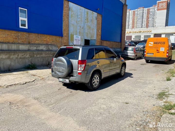 Suzuki Grand Vitara 2.0 AT, 2005, 260 000 км