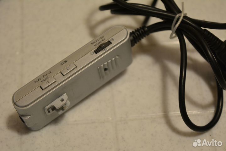 CD/MP3 аудио плеер iRiver IMP-350 серебристый