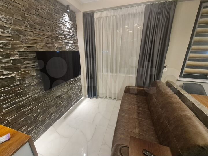 1-к. квартира, 42 м², 1/5 эт.