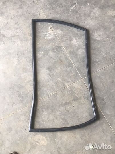 Уплотнительная резинка заднего стекла Ваз 2114
