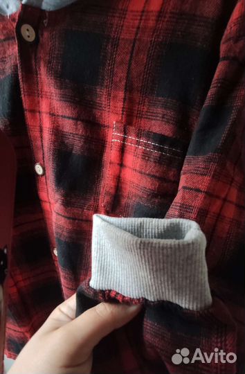 Рубашка для мальчика, с капюшоном.новая 140см