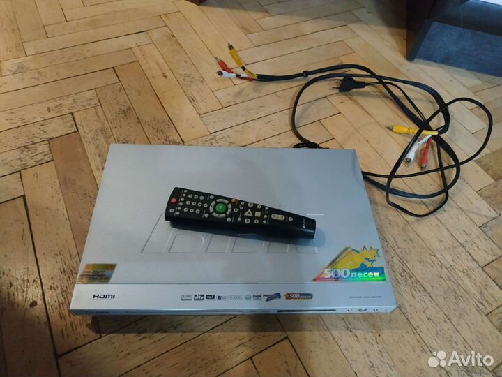 DVD плеер с караоке BBK dv718si