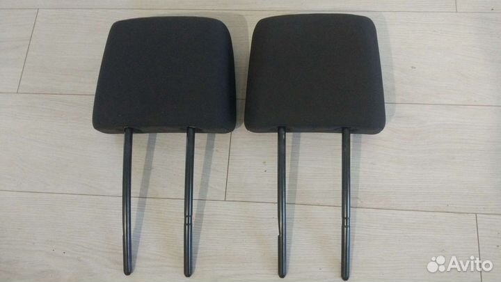 Прдголовники рено меган 2