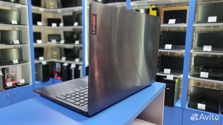 Ноутбук Lenovo 15.6