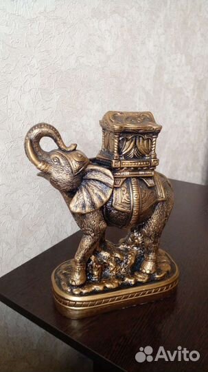 Статуэтка слон