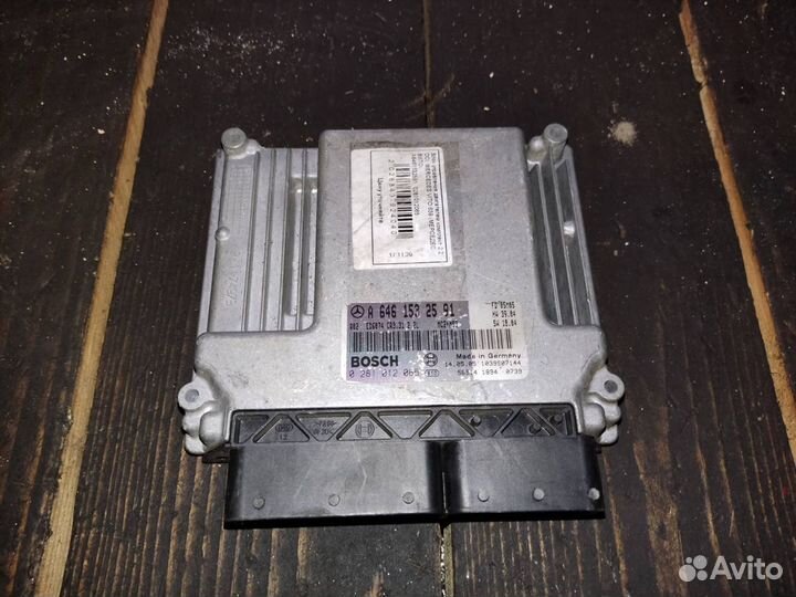 Блок управления двигателем 2.2 Mercedes Vito 639