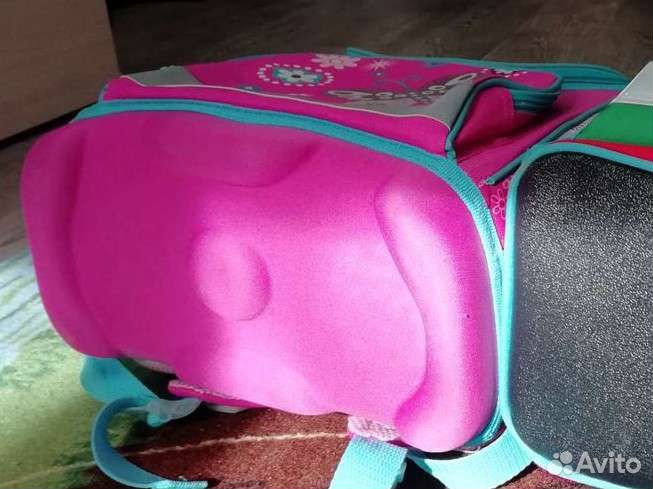 Школьный рюкзак со светоотражателем с бабочкой