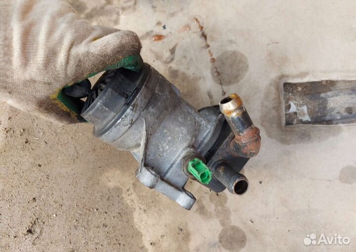 Крепления Масляного фильтра Мазда cx7 2.3