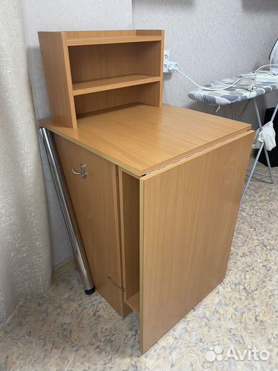 Стол для маникюра