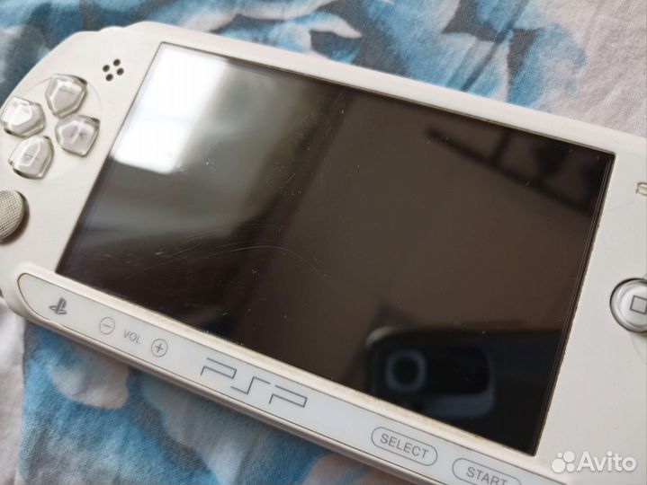 Продаю Sony PSP