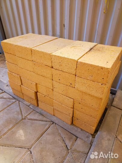 Кирпич огнеупорный, печной шамотный