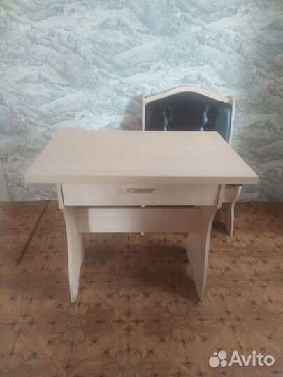 Кухонный стол раскладной бу