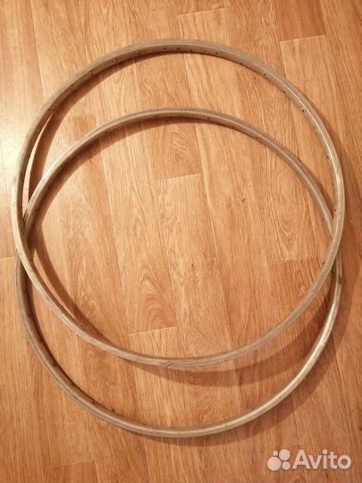 Обода от старт шоссе и туриста