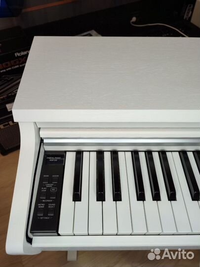 Корпусное цифровое пианино Kawai KDP120 + банкетка