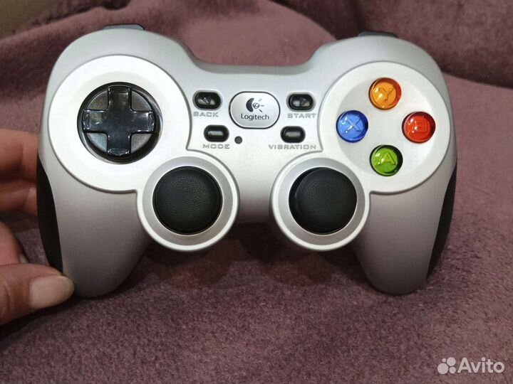 Геймпад logitech f710