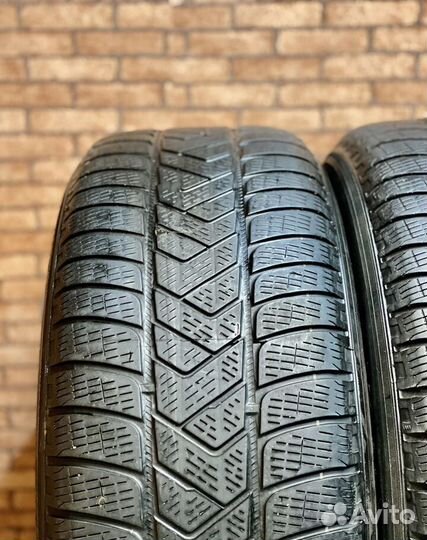 Pirelli Scorpion Winter 255/55 R18