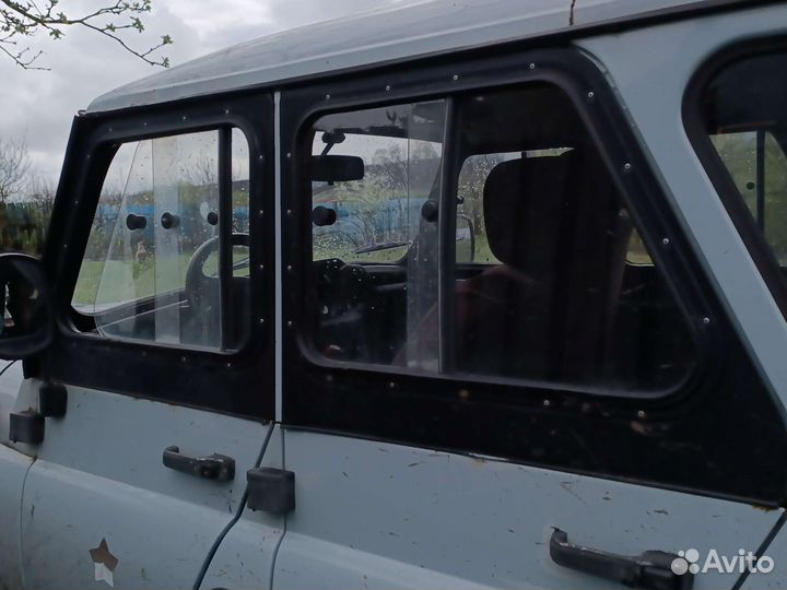 Форточки раздвижные УАЗ Хантер