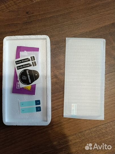 Чехол-книжка и защитное стекло для Realme 6 Pro