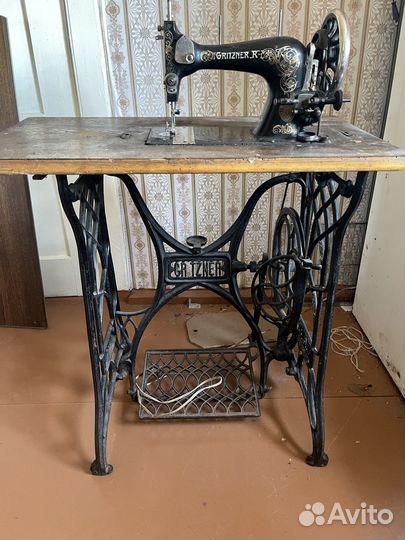 Швейная машинка gritzner