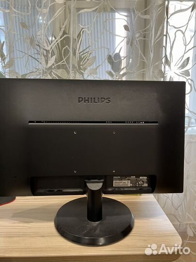 Монитор Philips 223v5LSB/01 21,5 дюйма 60Гц