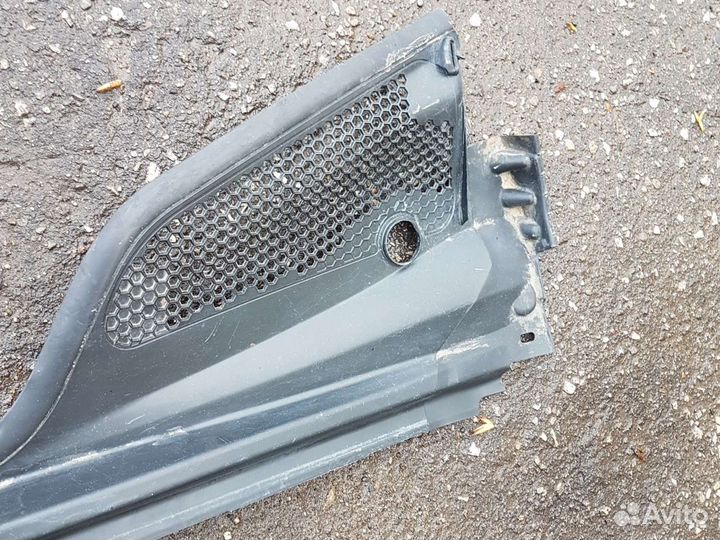 Жабо (планка под лобовое стекло) citroen C4 II