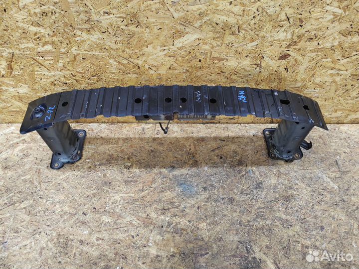 Усилитель переднего бампера Ford focus 2 c-max