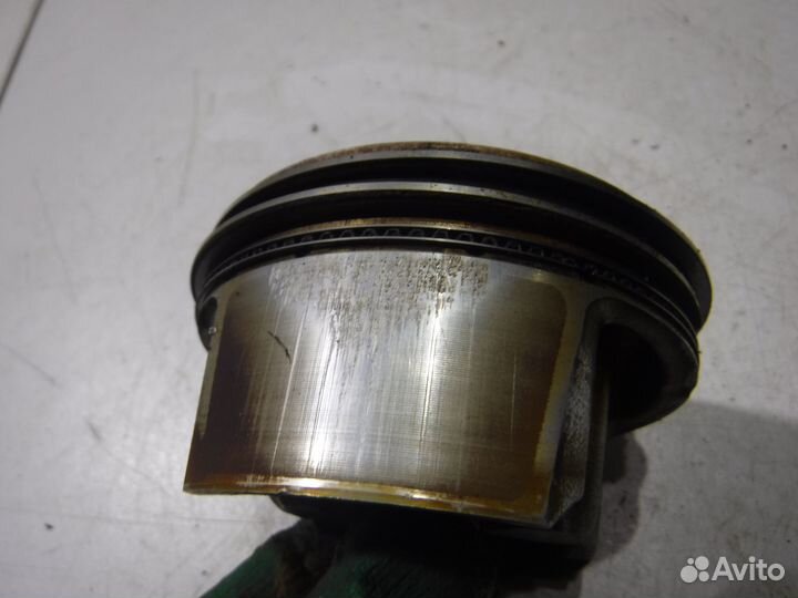 Поршень с шатуном Mercedes X164 Gl Class